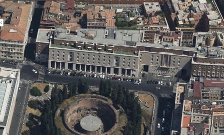 Roma - Piazza Augusto Imperatore